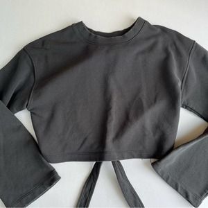 Mod Ref Charcoal Gray Cropped Sweatshirt